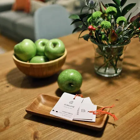 Junto A La Ria & Parking Bilbao