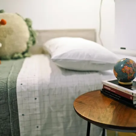 Junto A La Ria & Parking *